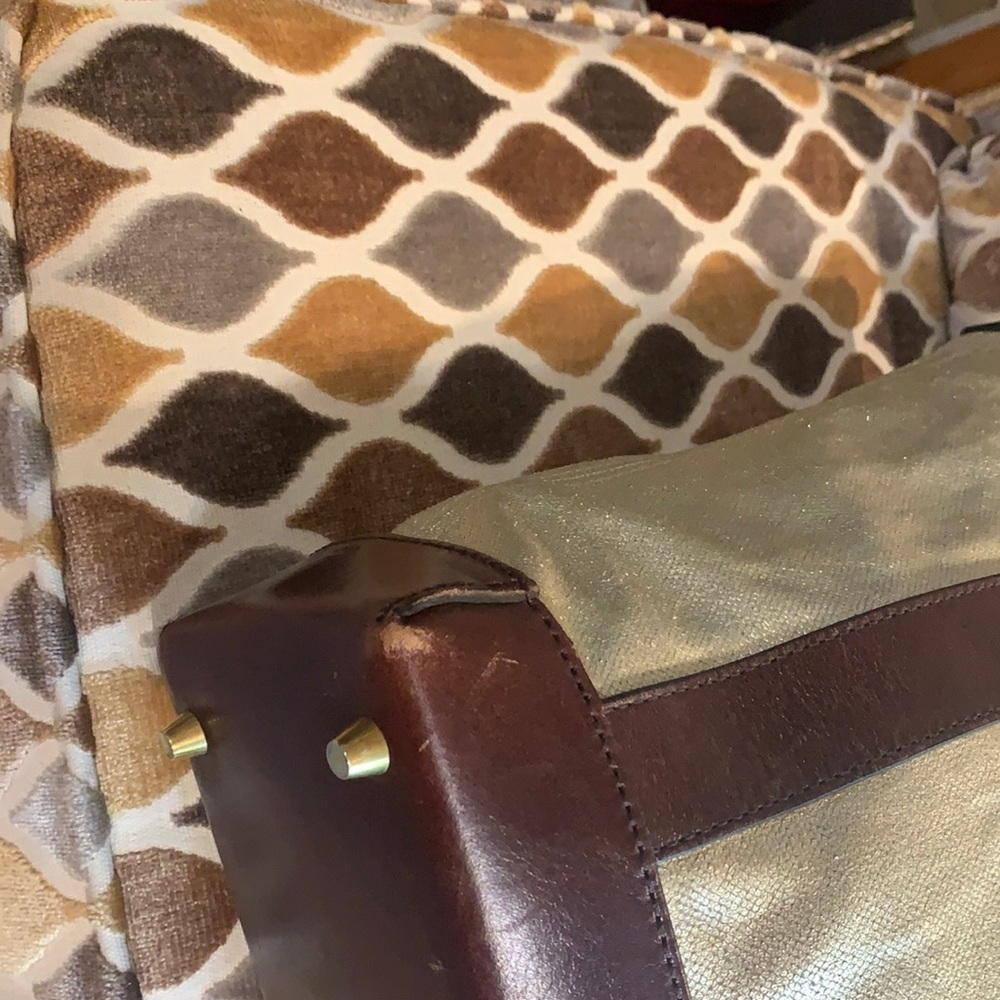 BURBERRY Unique Travel Bag - Picture 5 of 11